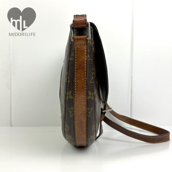 LOUIS VUITTON Vintage Monogram Chantilly Crossbody - Picture 7 of 15